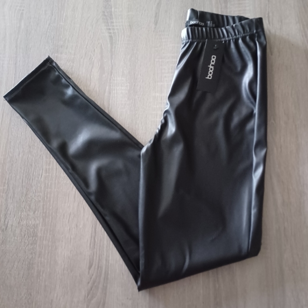 Boohoo Matte Leather Stretch Leggings